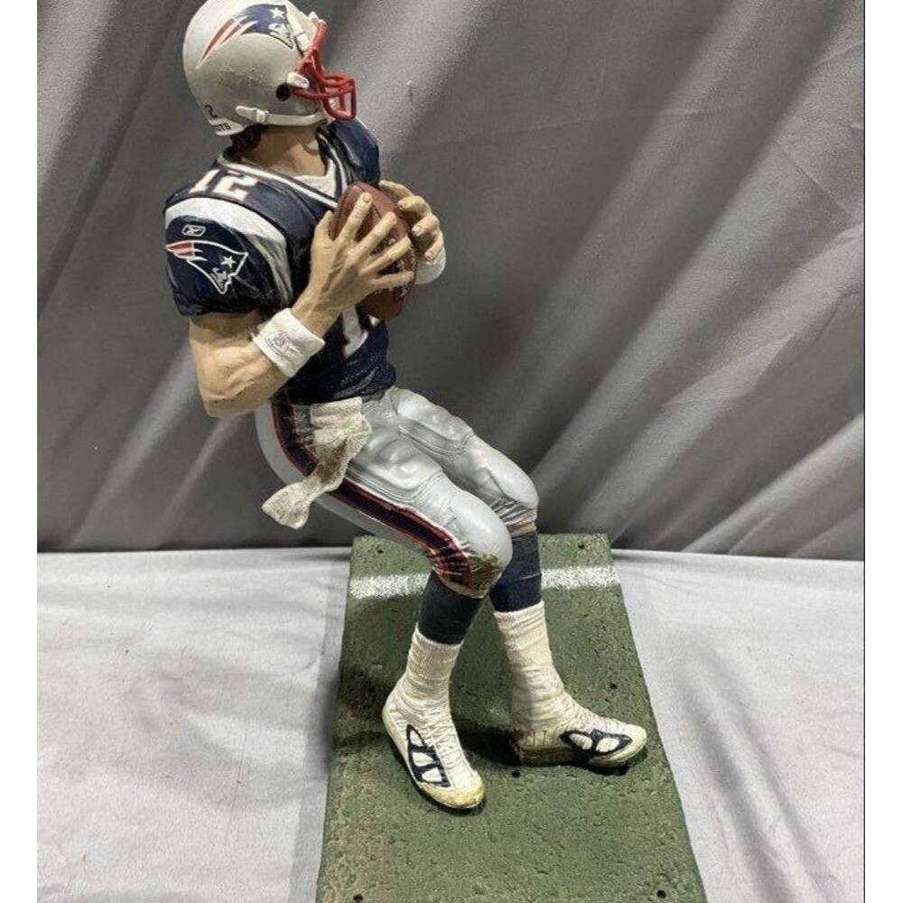 TOM BRADY 2005 McFarlane NFL Series New England Patriots  12" Figure NO BOX - Picture 3 of 7